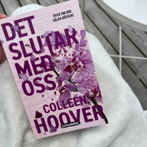 Det slutar med oss bok - Säljer denna populära bok från colleen hoover pågrund av att jag har läst ut den! 💕💕
