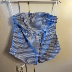 Bandeu topp - Fin topp aldrig använd🥰