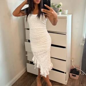 JÄTTE FIN SOMMAR DRÖM KLÄNNING - Endast andvänt 1 gång 