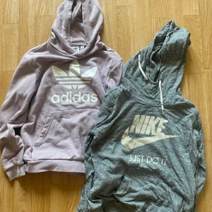 Märkeströjor - Adidas är i Barnstorlek M  Nike är i vanlig M storlek  En för 150kr plus frakt eller båda för 200kr plus frakt 