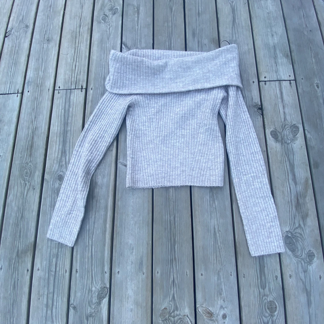 Offshoulder tröja  - 90