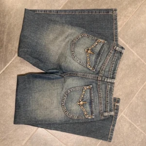 Snygga jeans  - Super snygga jeans med nice bak ficka