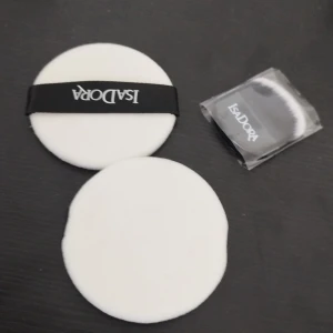 Isadora  - Skriv vi intresse eller frågor 