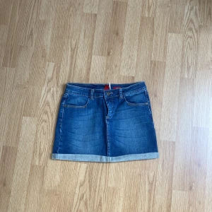 Vero Moda jeanskjol  - Size 34