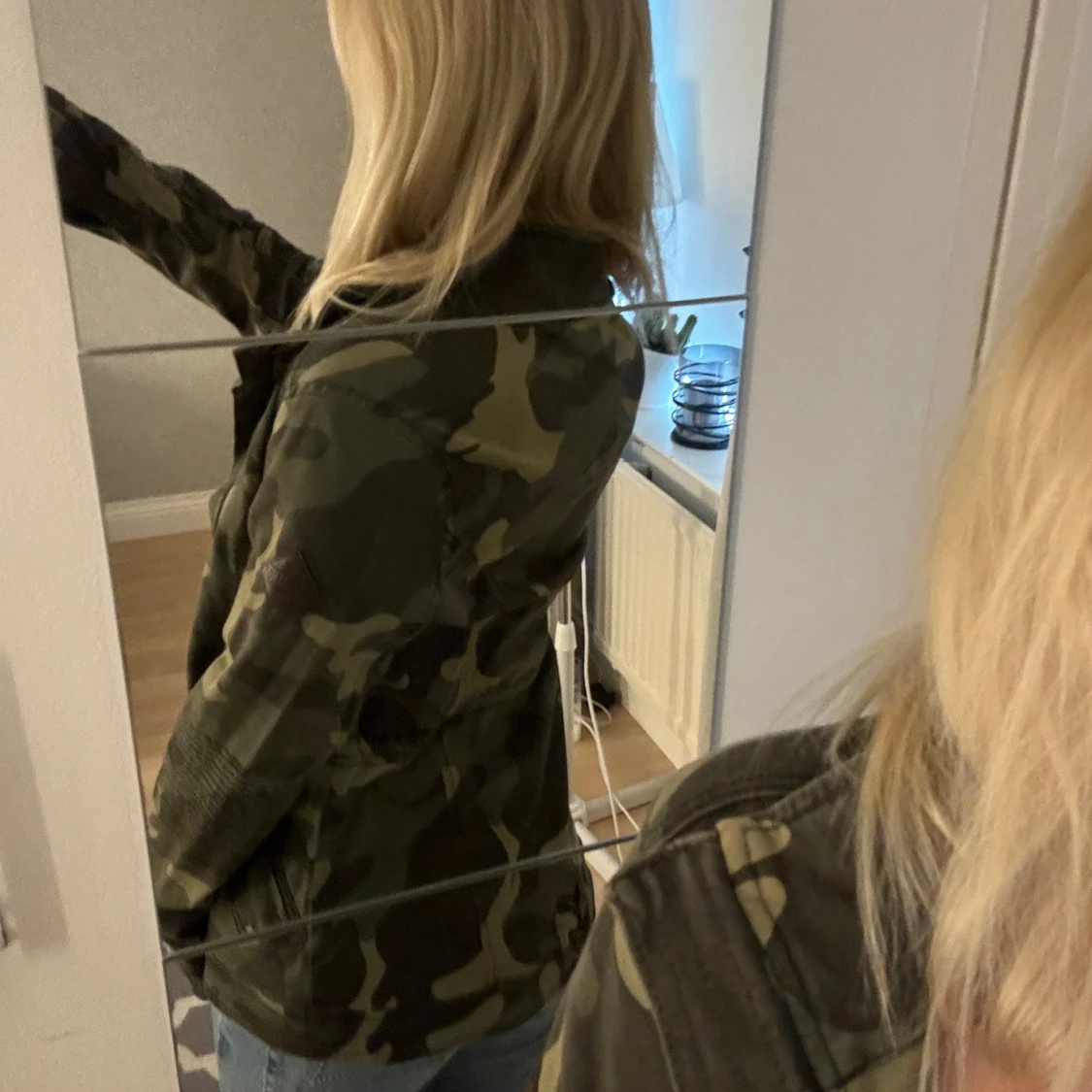 Camouflagejacka från Hollister - 91