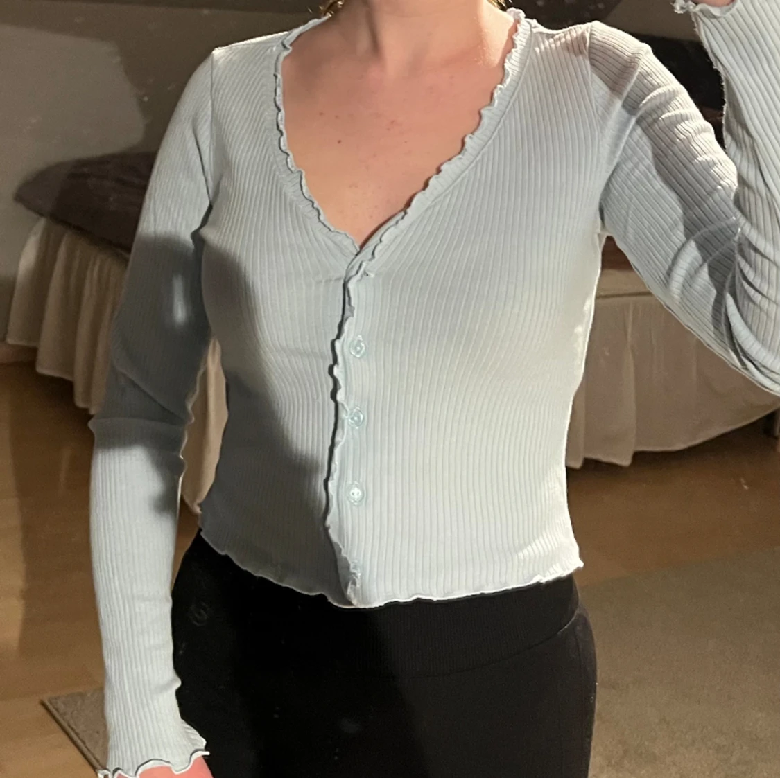 Ljusblå tröja - 90