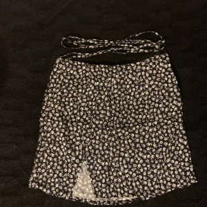 Kjol  - En fin sommar kjol🥰