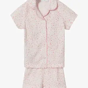 SÖKER! Söker denna pyjamas kan köpa för vilken pris som helst. Dm om ni skulle vilja sälja den?