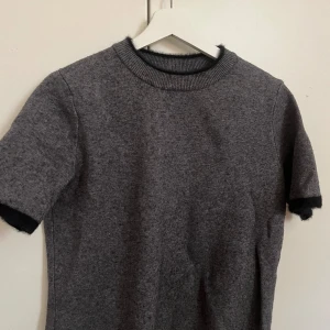 Zara tröja  - Jätte fin , blir ej nopprig 