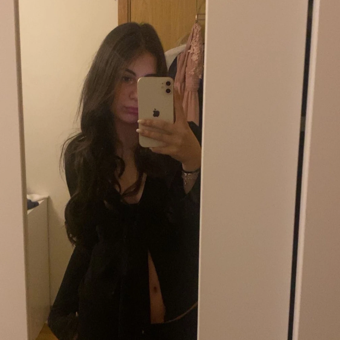 En fin topp ifrån Gina tricot i bra skick  - 91