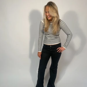 Randig tröja⭐️ - Randig, stickad, långärmad tröja!