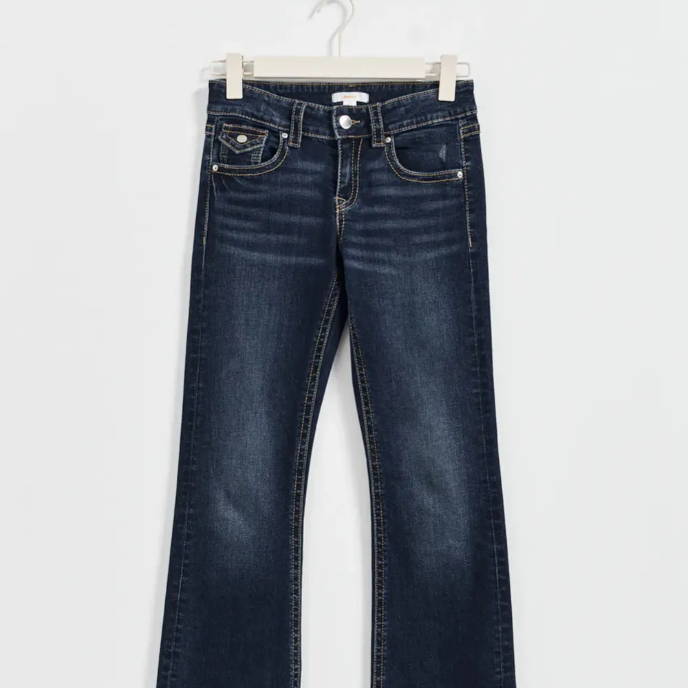 Storlek 164. Liknar True Religion jeansen! Använda 3 gånger!. Jeans & Byxor.