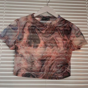 Meshtopp - Knappt använd. Croppad. Storlek S