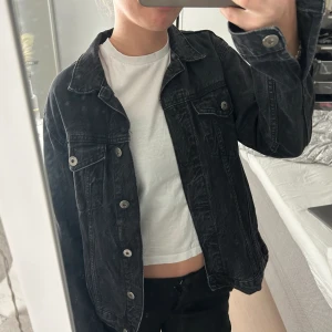 Oversized jeans jacka  - Kommer inte till andvändning, men super fin❤️