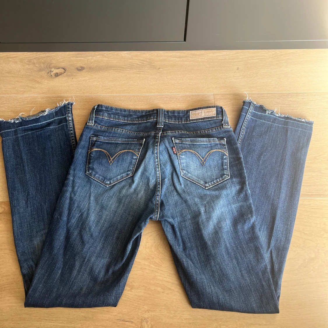 Levi’s jeans - 90