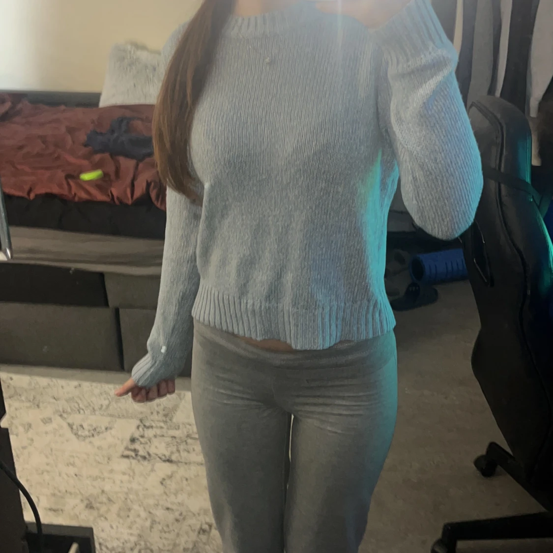 Blå stickad tröja - 90