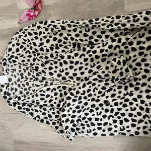 Blus  - Nyskick 
