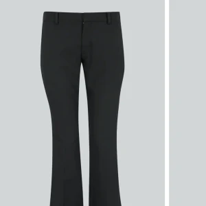 Vera kostymbyxor från bik bok storlek 34💕 säljer dem då dem blev för små  - Fina i sticket 