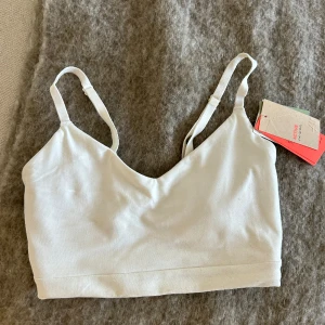 Träningsbh - helt ny