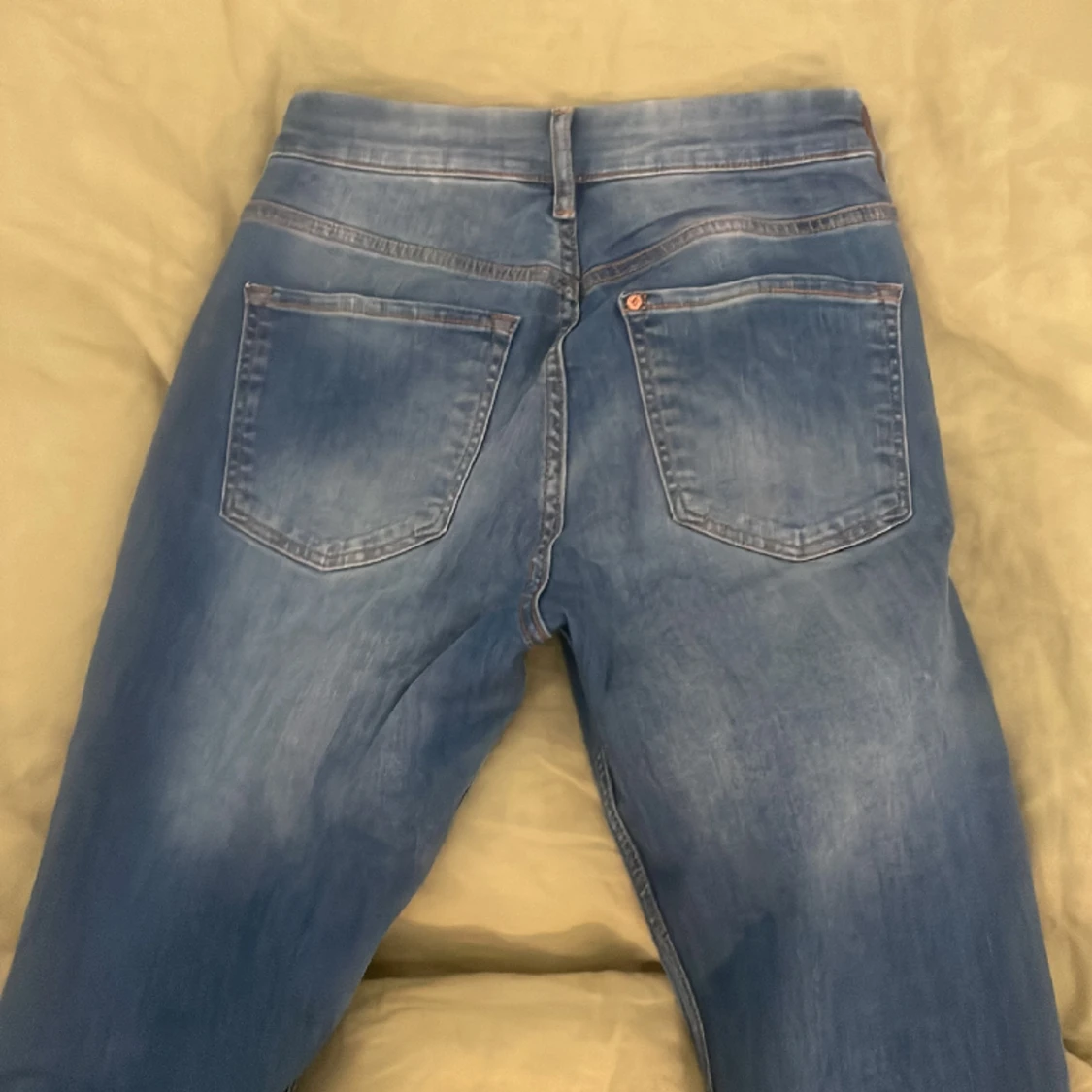 Flared jeans/ utsvängda jeans  - 91