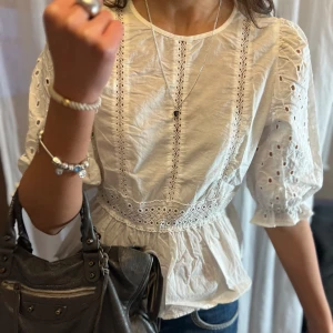 Blus - Säljer denna superfina blus från nakd❤️❤️