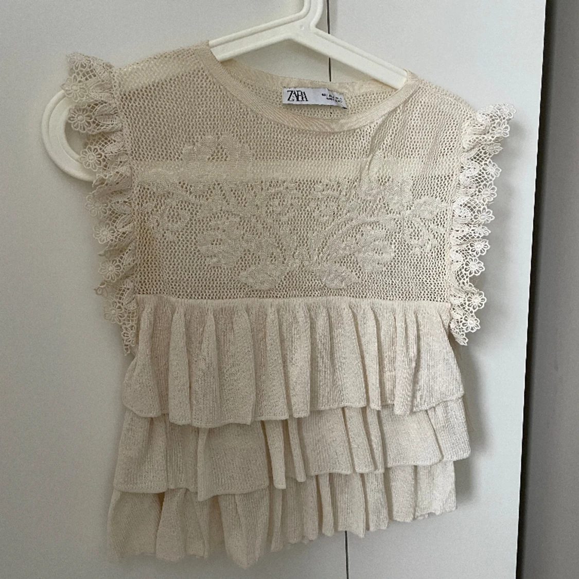 Zara volangtopp - 90