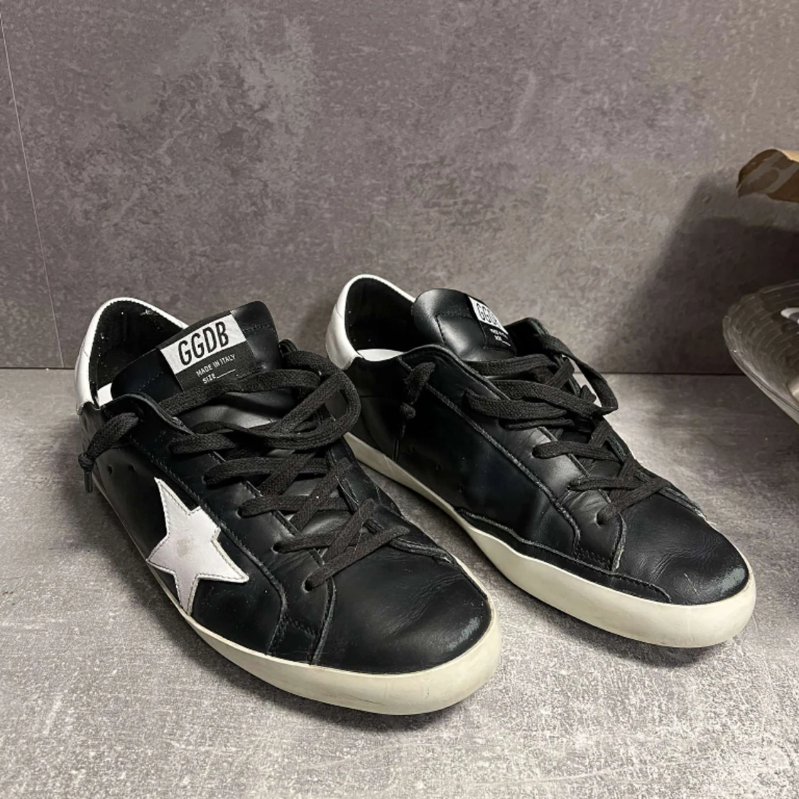 Golden goose sneakers  - 90