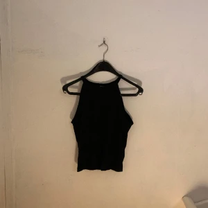 Fin topp  - En jätte fin topp som är jätte lätt att styla. Har aldrig fått användning till den här 