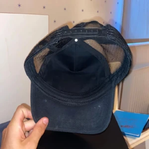 Keps - säljer en John hatter keps endast hämtning ingen leverans över hela landet 