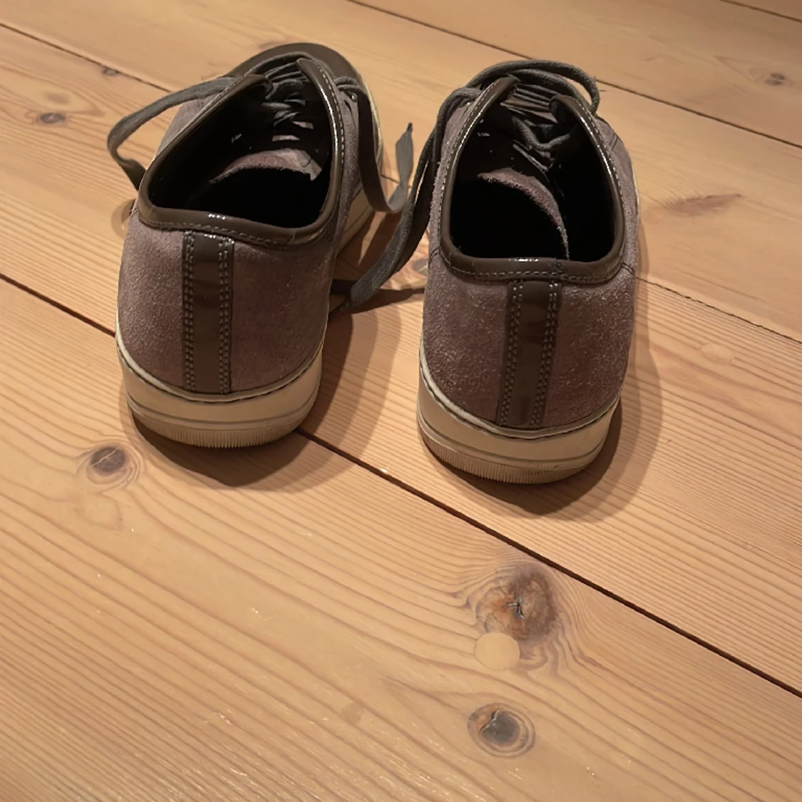 Ljusgråa Lanvins - 91