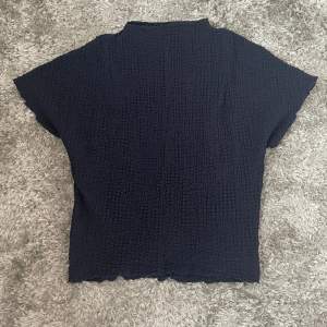 Jättefin marinblå tröja från zara i storlek S❤️