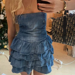 Klänning  - SUper snygg!!