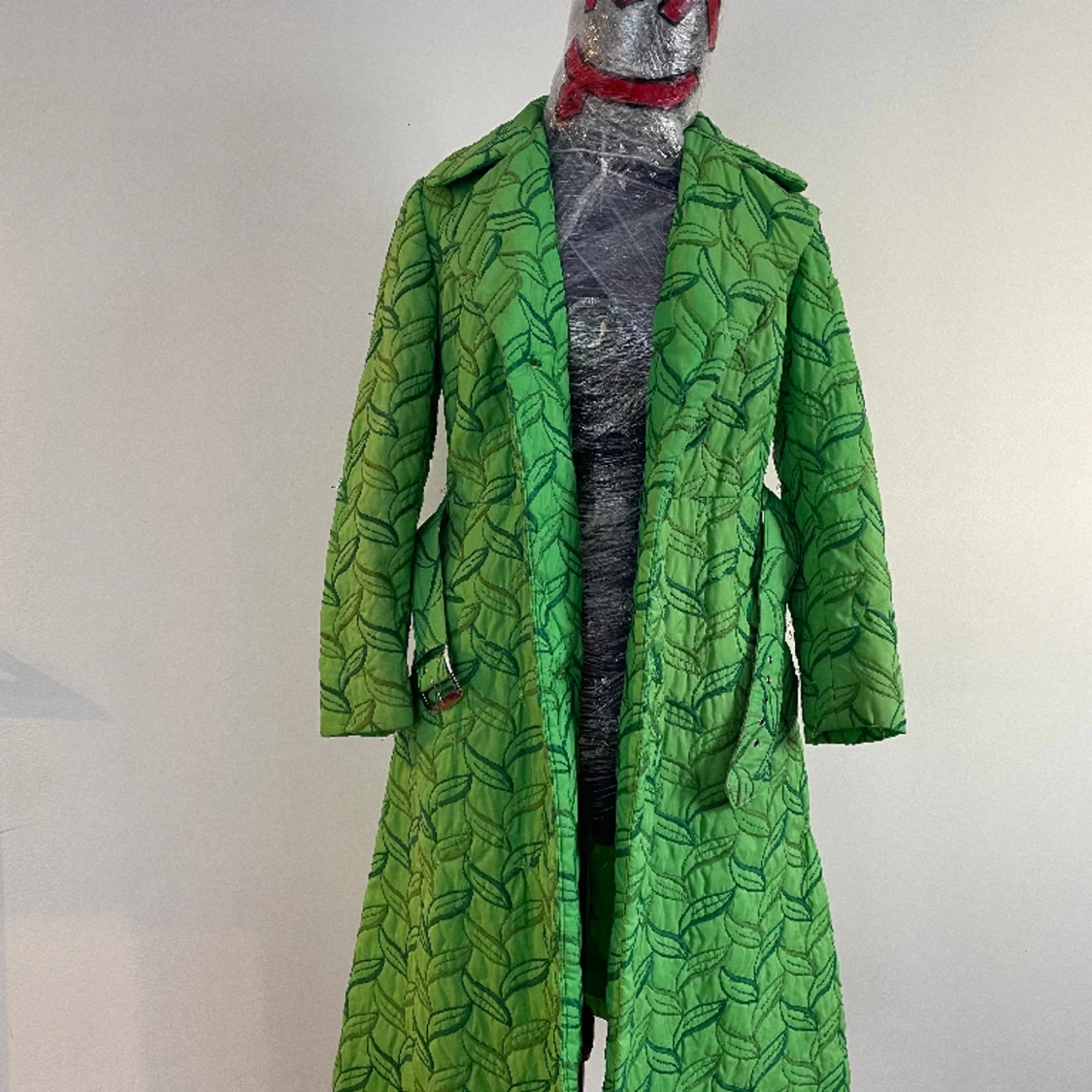 Khatpouf Collected Vintage retro Nicole Kidman coat 