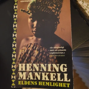 Bok  - Den är som ny. 