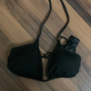 Bikini - En jätte fin bikini som aldrig kom till användning🫶🏻💗