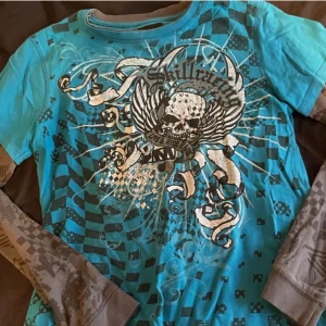 Y2k Drainer tröja  - Skitcool, köpt här på plick har tyvärr inte kommit till användning dock 👻