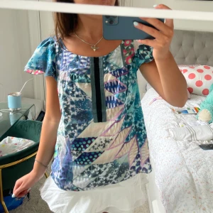 Blus!  - Sjukt snygg blus från märket Dagmar! 