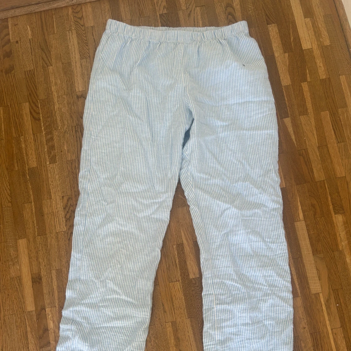 Randiga pyjamasbyxor