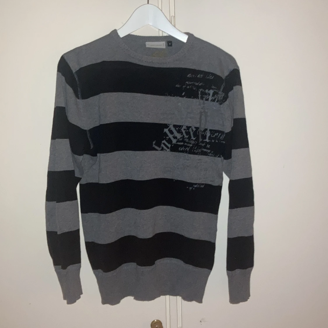 affliction type tröja