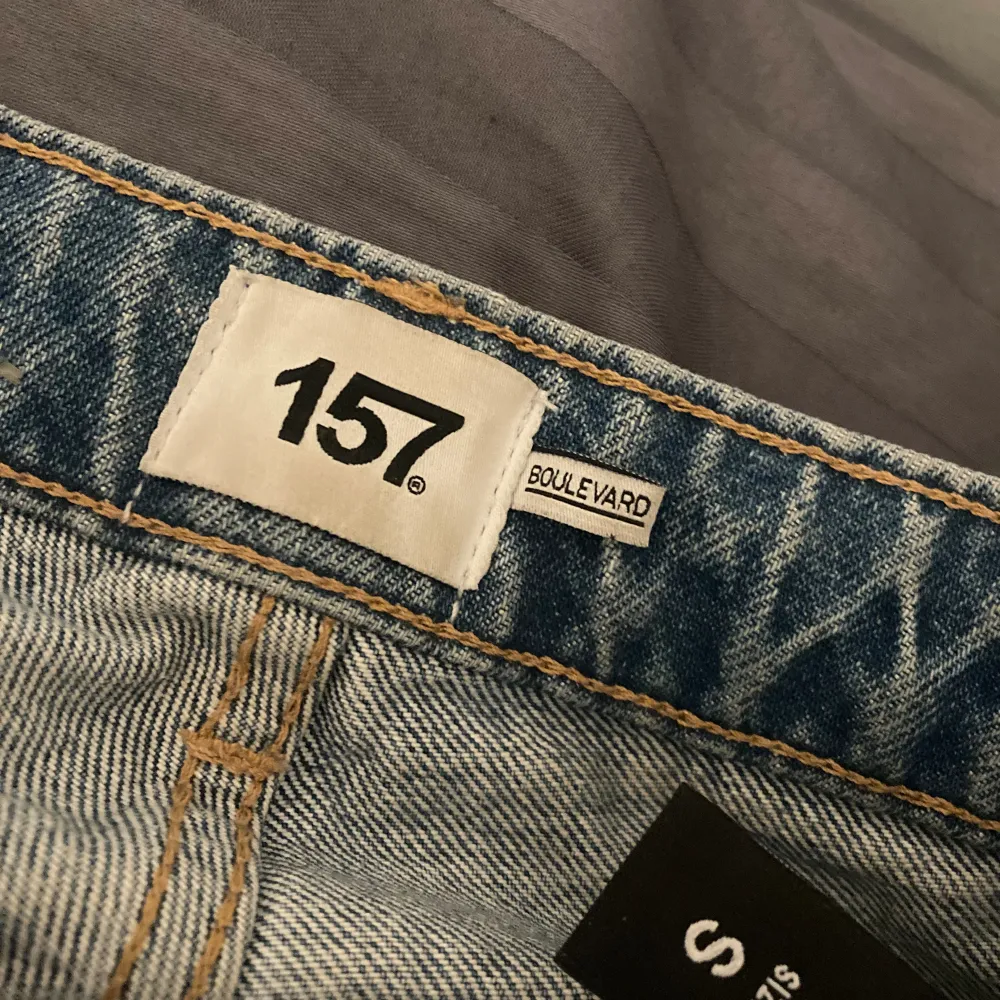 Säljer dessa högmidjade jeans (boulevard) från lager 157. (Säljer pga att jag inte använder högmidjat längre). Jeans & Byxor.