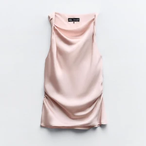 Rosa topp - Rosa topp från zara i storlek XS. Helt oanvänd💕