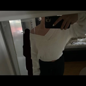 Stickad tröja - Stickad tröja för 100kr