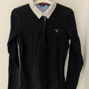 Långärmad Gant-tröja - Använd 2-3 gånger. I väldigt fint skick. Storlek S, normal i storlek.