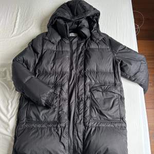 Sol down jacket in ok condition. Used through 4 winters. 