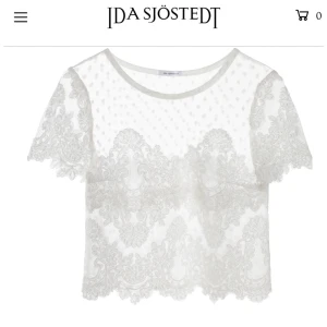 Slutsåld Ida Sjöstedt blus💕 - Jätte fin blus ifrån Ida Sjöstedt!! Kostar 3000kr på hemsidan, slutsåld och väldigt eftertraktad💕💕 väldigt sällan använd så jätte fint skick💕priset kan diskuteras vid snabb affär!!