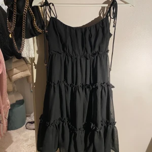 Klänning - Söt klänning i bra skick🤍