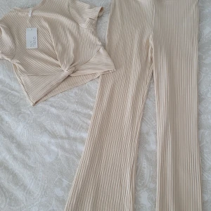 Set från Nelly Trend - Nya med prislapper