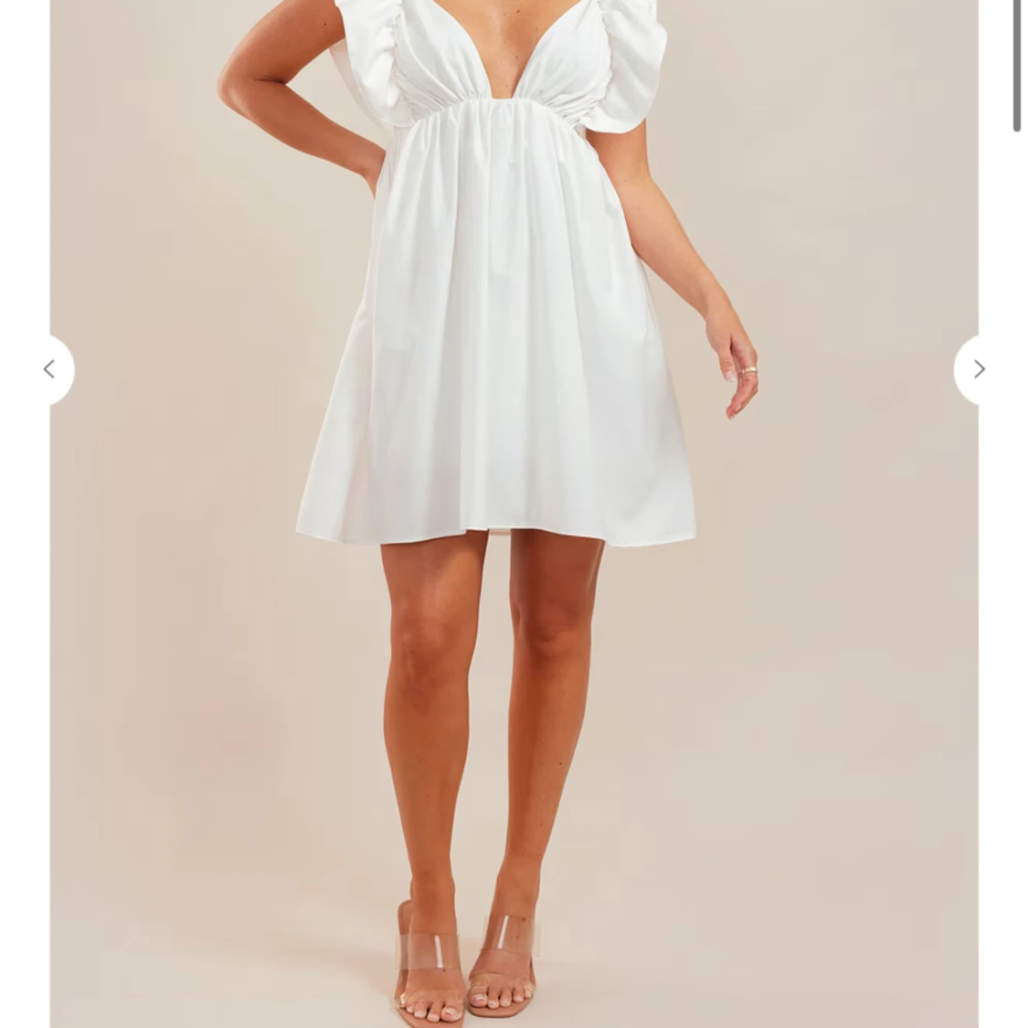 Korall färgad klänning 