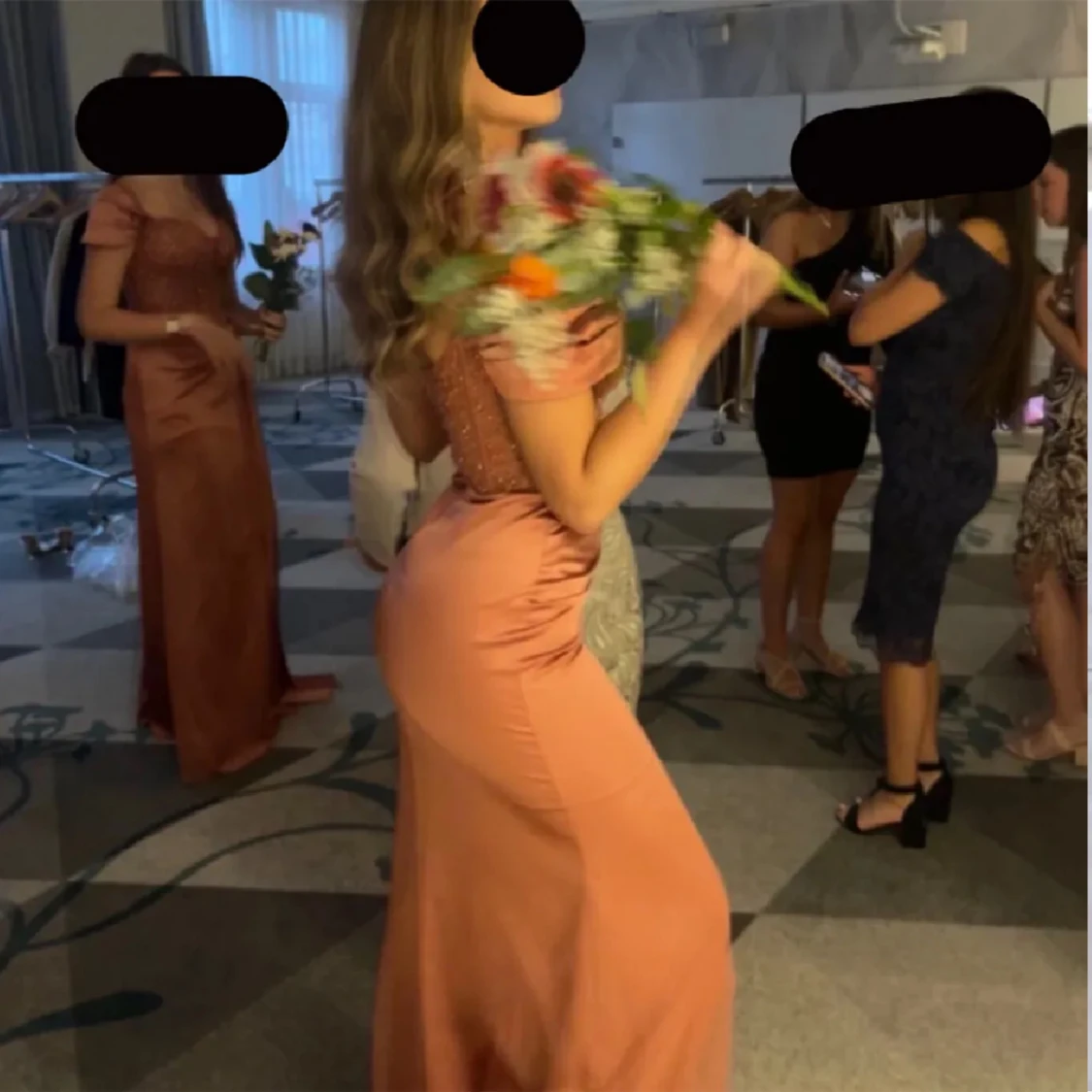 Bal / fest klänning  - 91