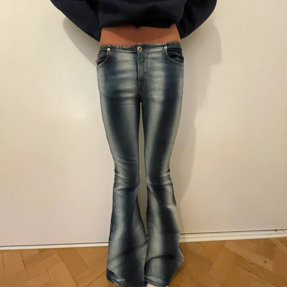 As coola jeans utan fickor använda 2 gånger!💗. Jeans & Byxor.